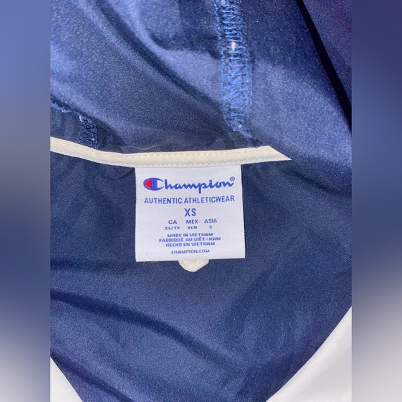 Champion Windbreaker Size XS - Picture 2 of 3
